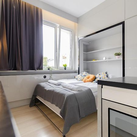 Shortstaypoland Kaliska Warschau Buitenkant foto